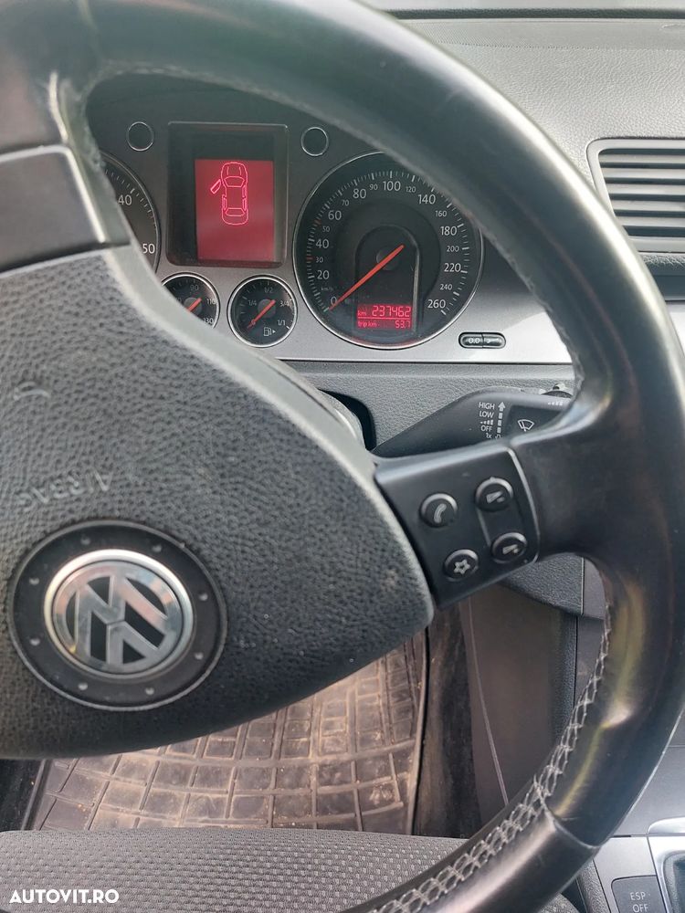 Volkswagen Passat Variant 1.9 TDI DPF Comfortline - 10