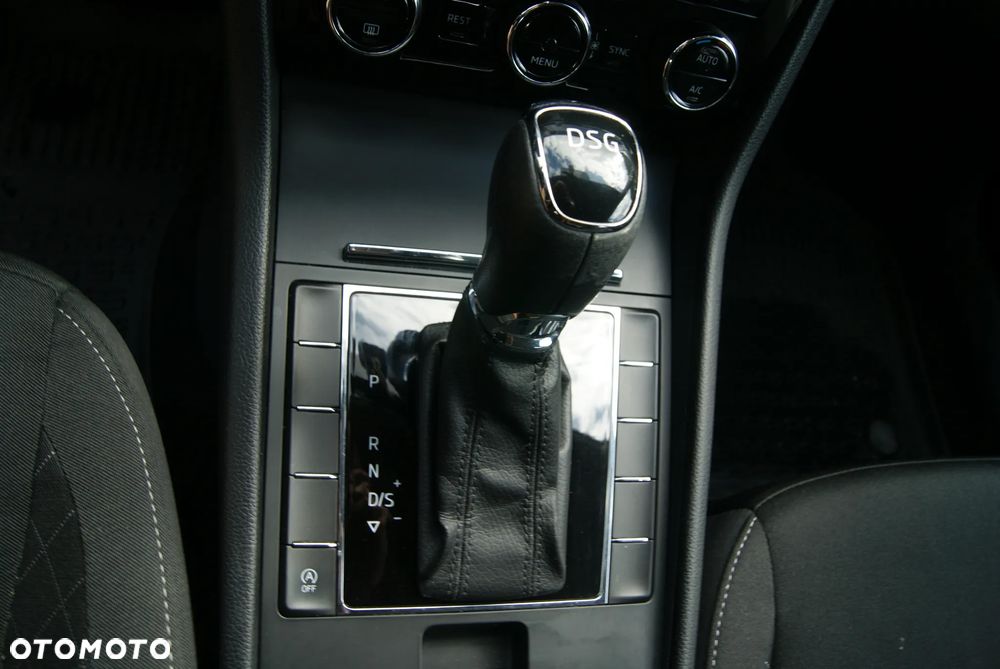 Skoda Superb 1.5 TSI ACT Style DSG - 20