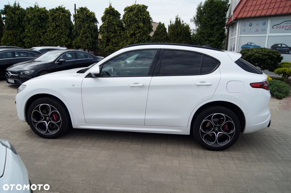 Alfa Romeo Stelvio 2.0 Turbo 16V AT8-Q4 Ti - 41