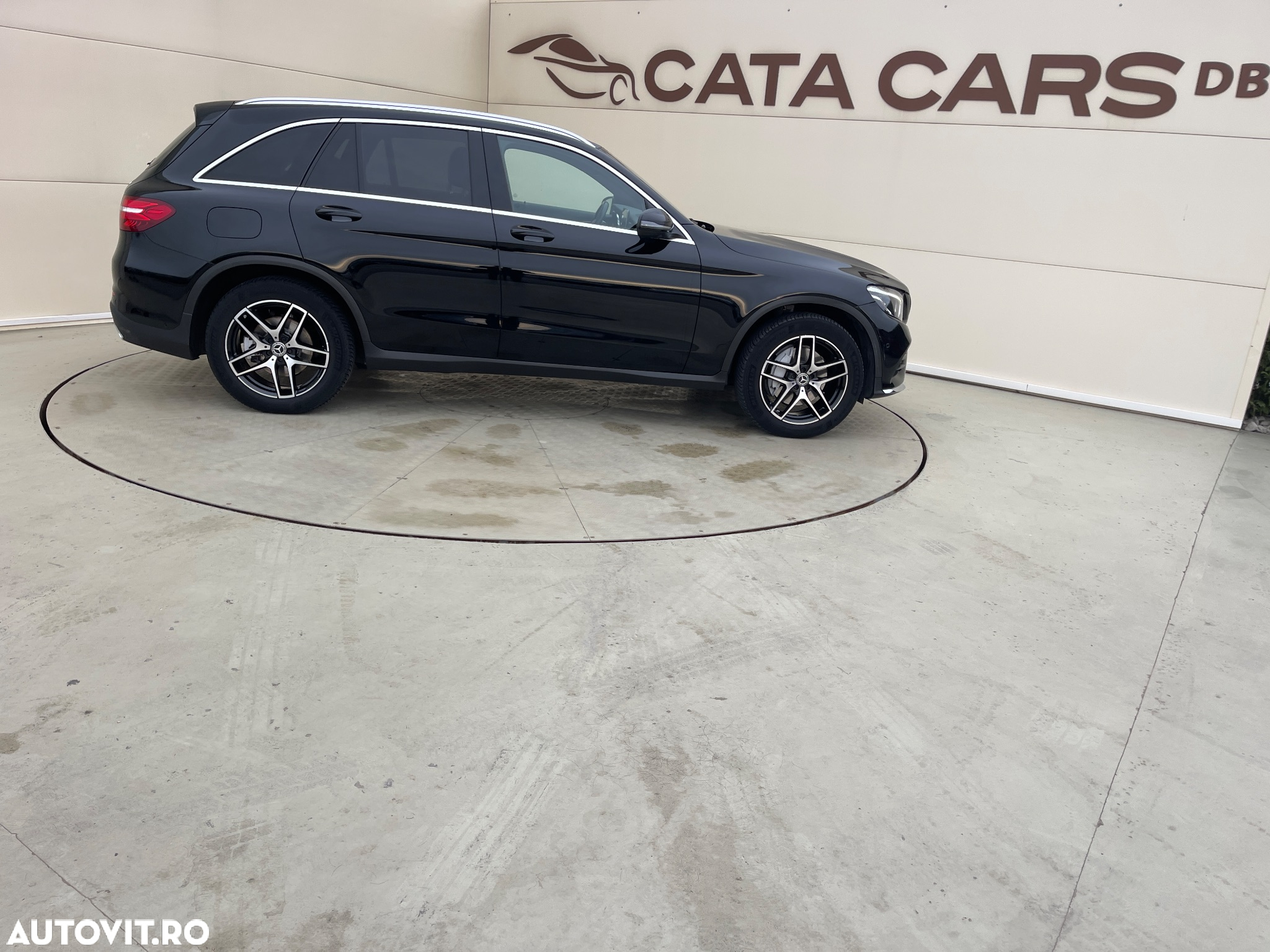 Mercedes-Benz GLC 250 d 4Matic 9G-TRONIC AMG Line - 18