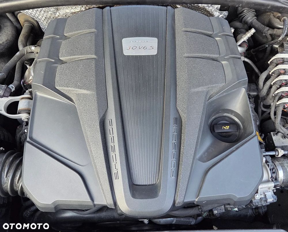 Porsche Macan S - 27