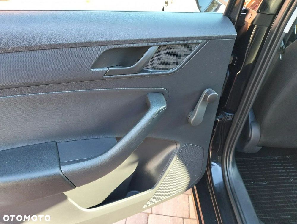 Skoda RAPID 1.2 Active - 26