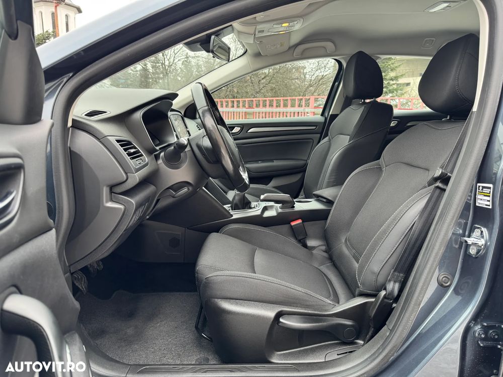 Renault Megane BLUE dCi 115 BUSINESS EDITION - 14