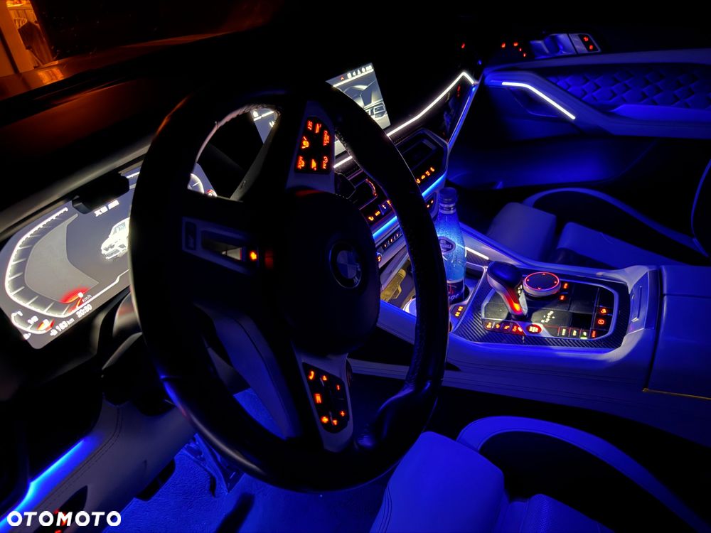 BMW X6M - 18