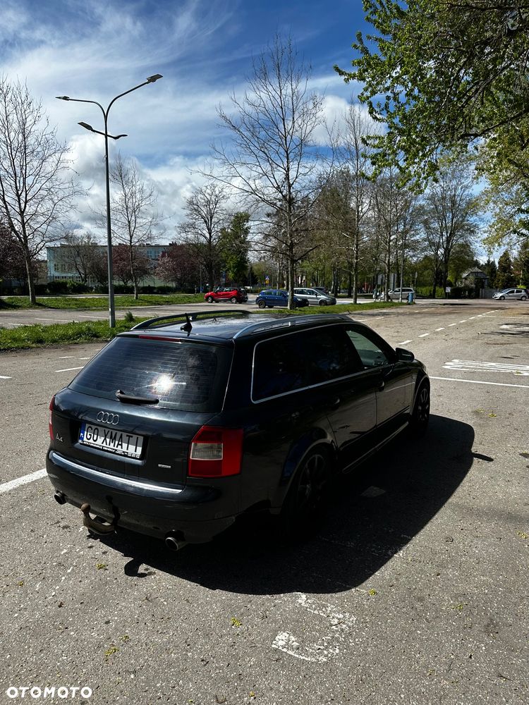Audi A4 Avant 1.8T Quattro - 4
