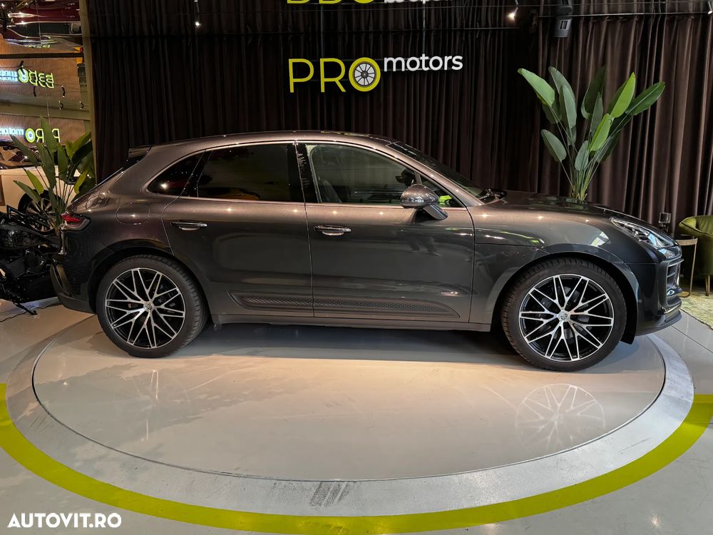 Porsche Macan Standard - 3