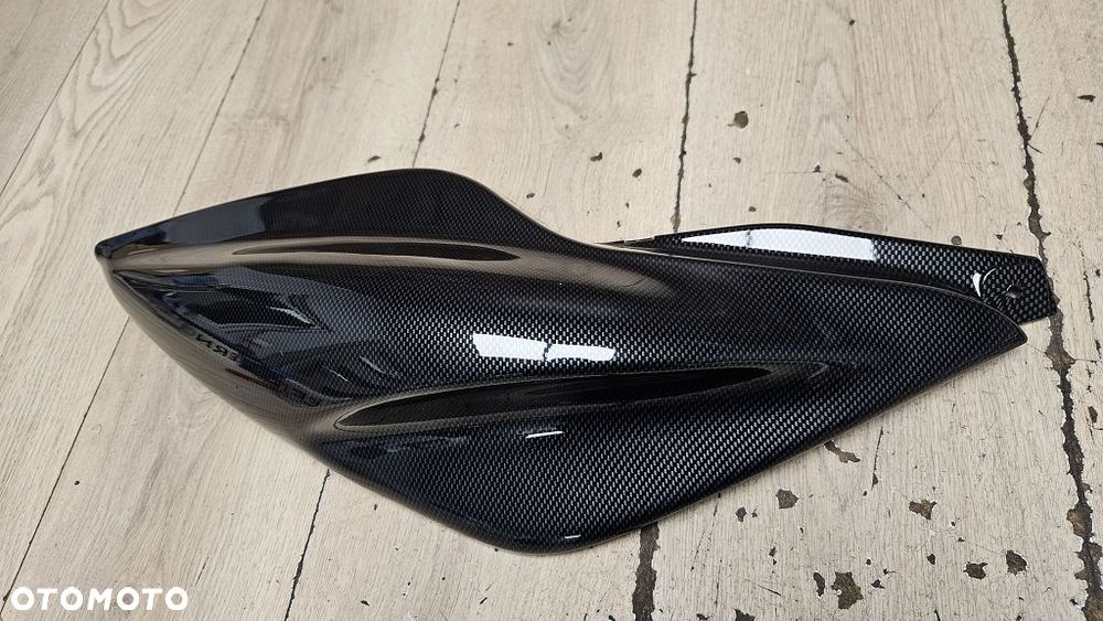 Pokrywa bok owiewka carbon Yamaha Aerox  9079Q-05245 - 2