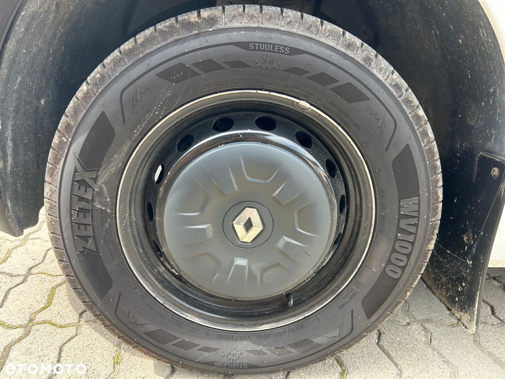 Renault Master - 24