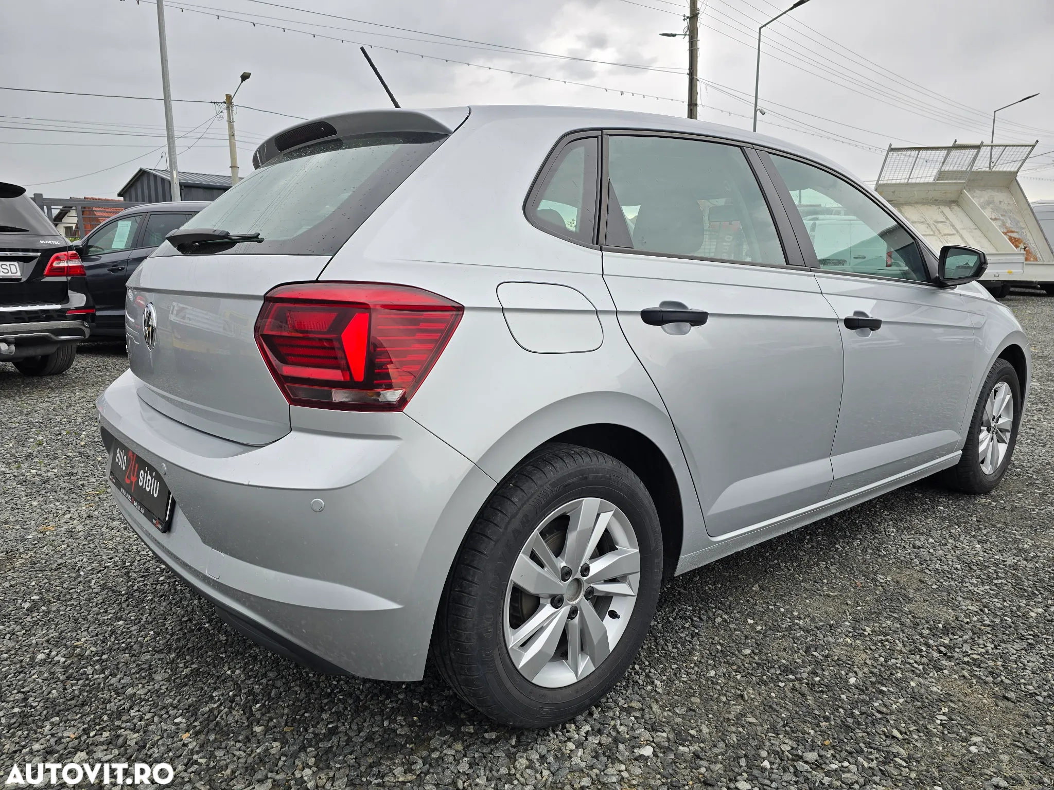 Volkswagen Polo 1.6 TDI Trendline - 6