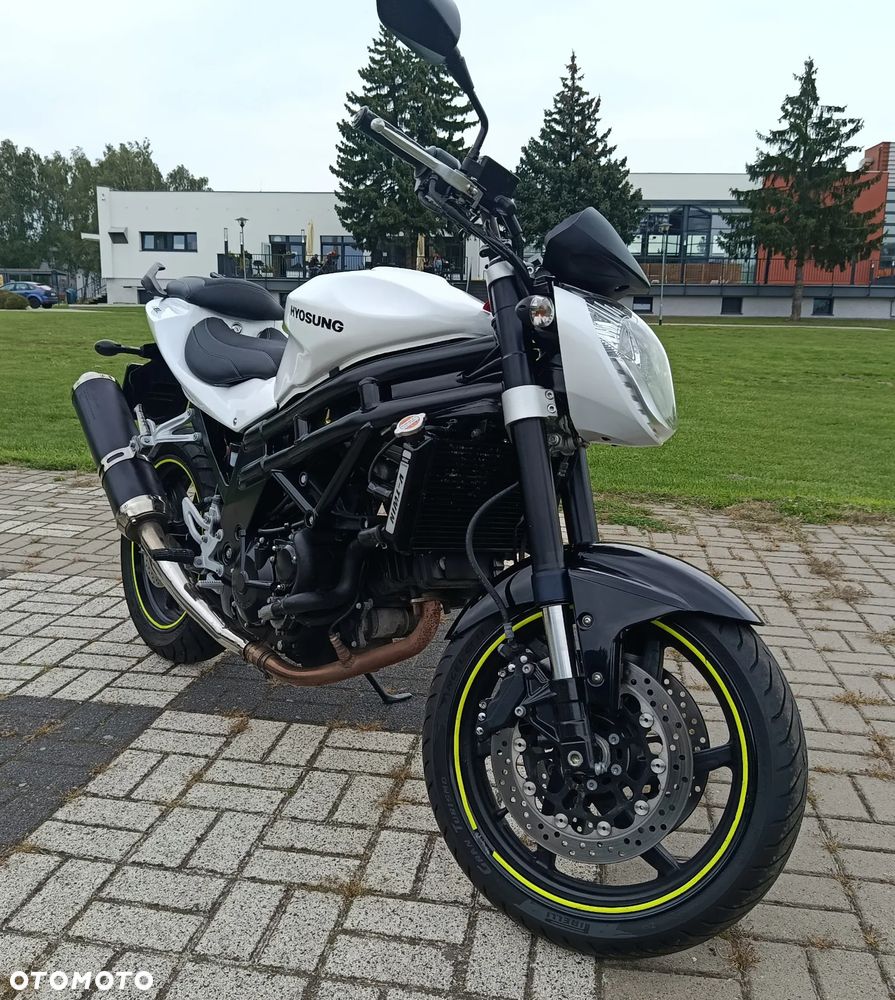 Hyosung GT Comet - 11