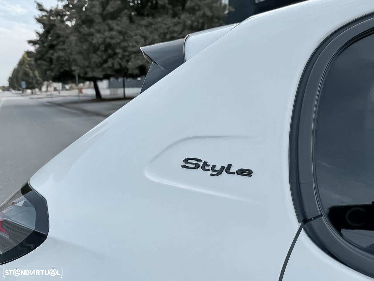 Peugeot 208 PureTech 100 Style - 10
