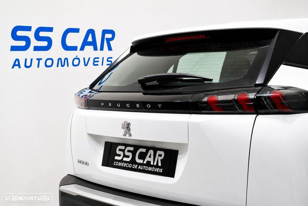 Peugeot 2008 1.2 PureTech Active - 8