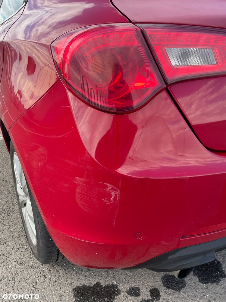 Alfa Romeo Giulietta 2.0 JTDM Distinctive - 11