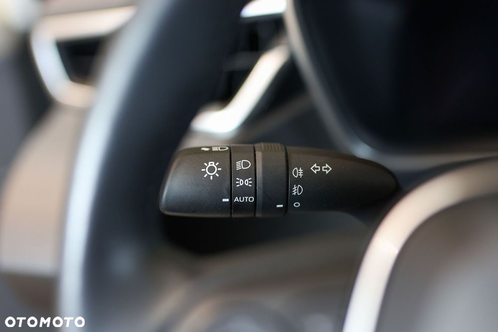 Toyota Corolla 1.8 Hybrid Style - 35