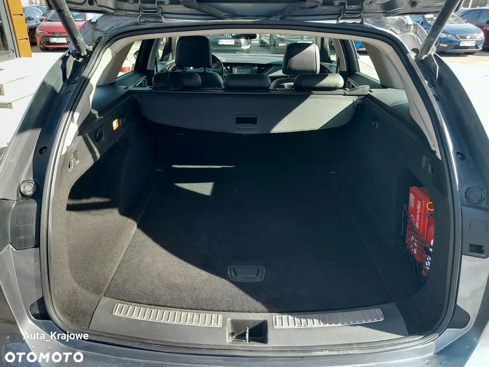 Opel Insignia 1.5 T Elite S&S - 29