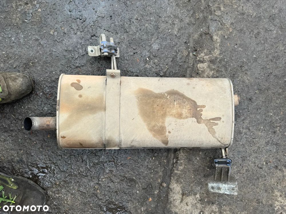 Tłumik końcowy Peugeot 5008 1.6VTI 16v - 3