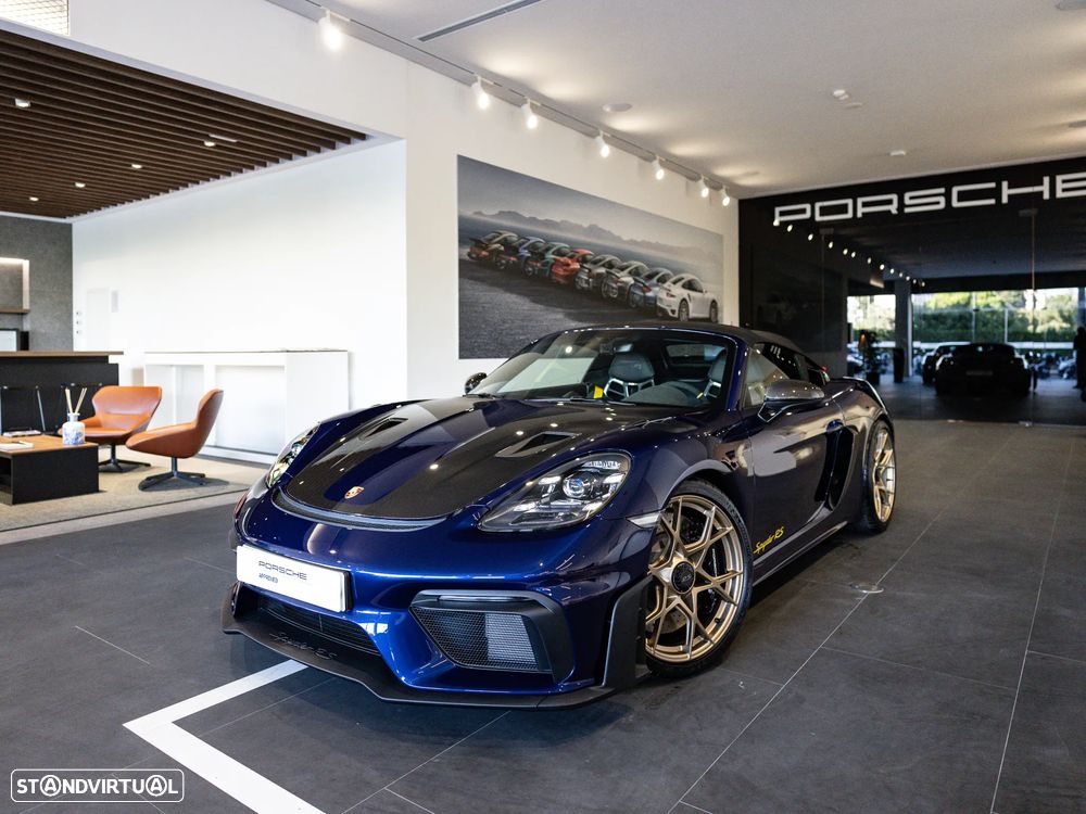 Porsche 718 Spyder - 17