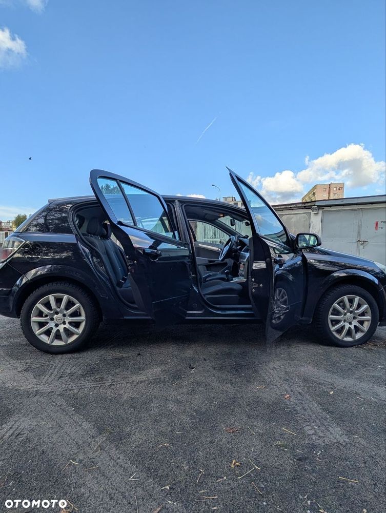 Opel Astra 1.6 Essentia - 7