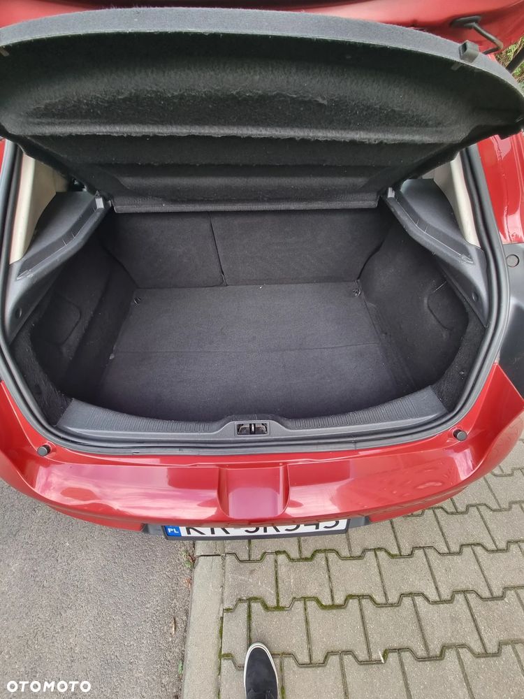 Renault Megane 1.6 16V Color Edition - 11