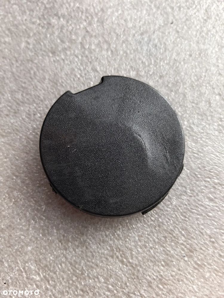 Citroen Berlingo IV Combo E Zaślepka haka tył tylna zderzaka - 1