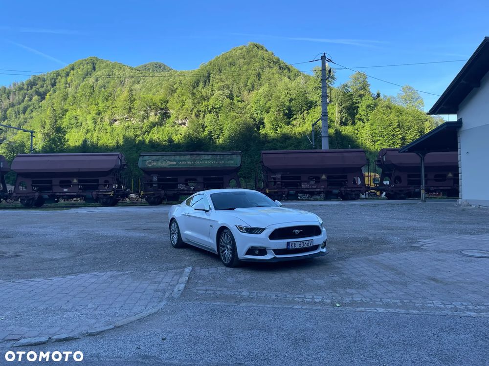 Ford Mustang 5.0 V8 GT - 23