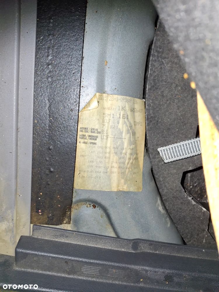 Zderzak przedni VW Golf Plus z Niemiec - 5