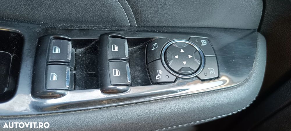 Ford S-Max 2.0 TDCi Powershift Titanium - 15