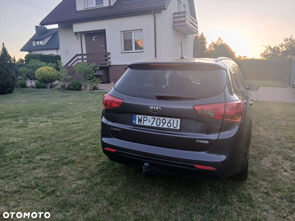 Kia Ceed 1.4 Business Line - 10