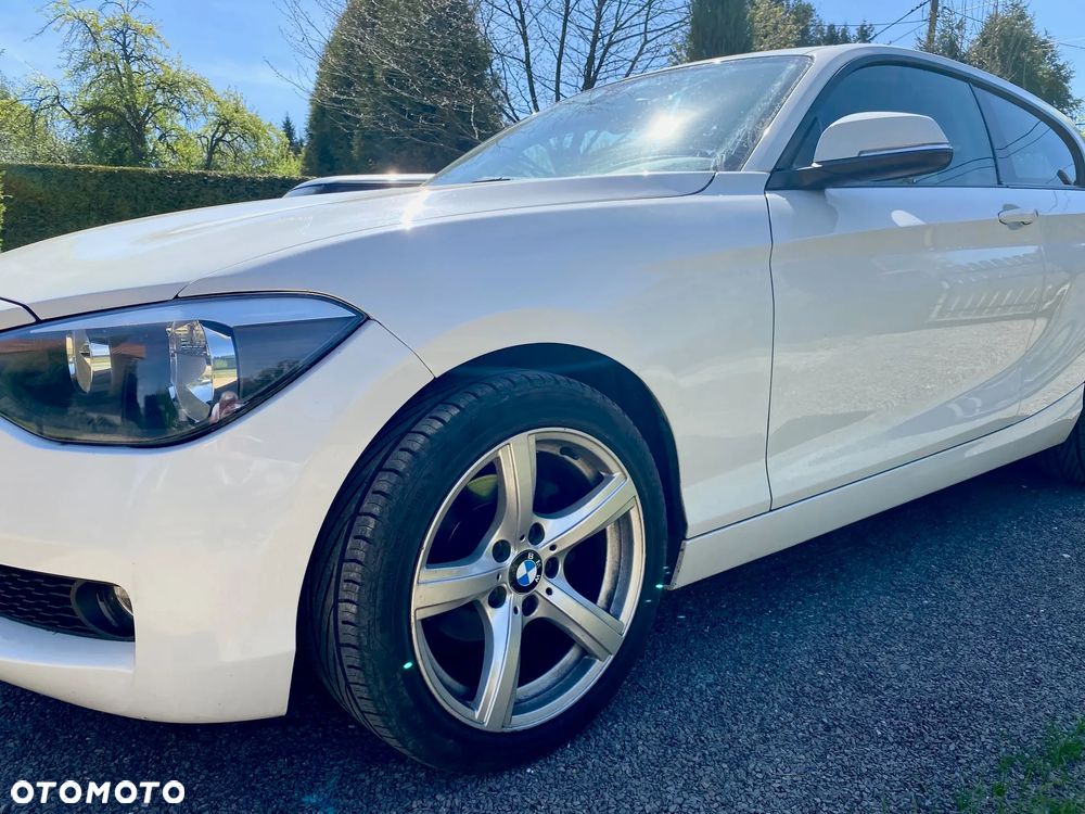 BMW Seria 1 114d Sport Line - 9