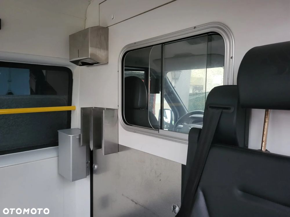 Ford Transit FT 300S Trend - 15