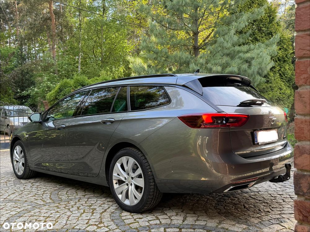Opel Insignia 2.0 BiTrb D 4x4 Automatik Exclusive - 3