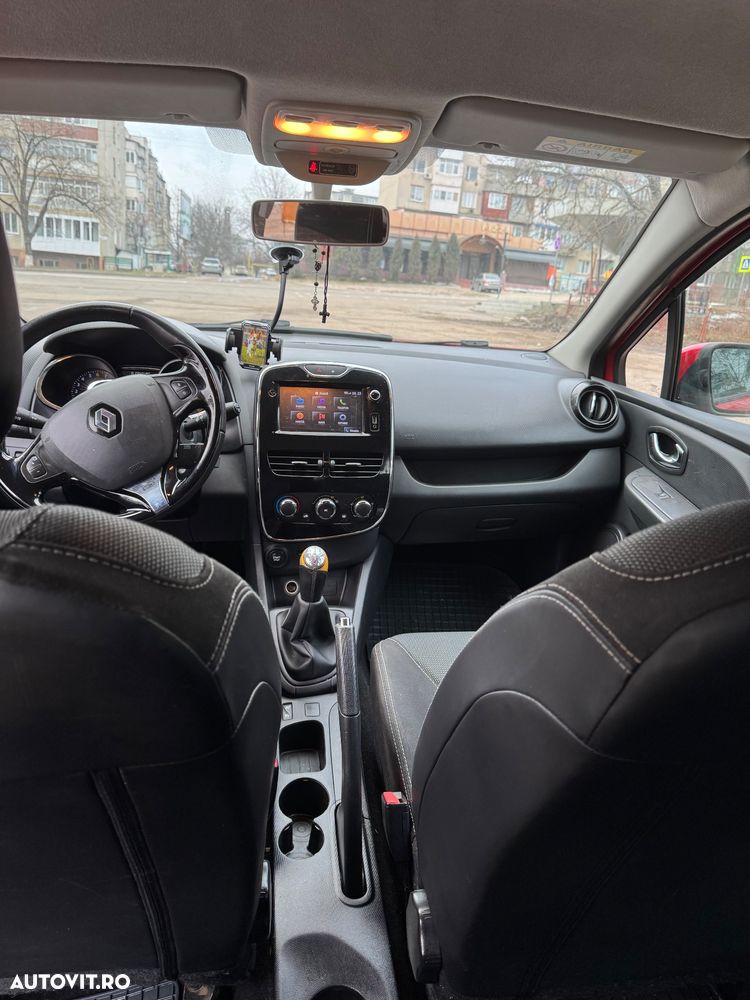 Renault Clio - 7
