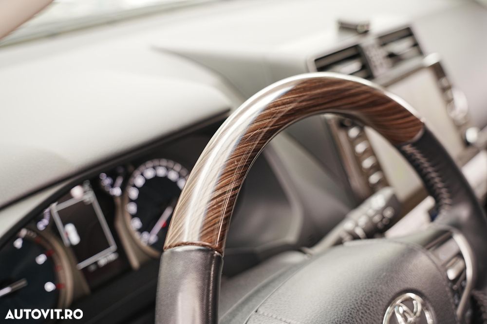 Toyota Land Cruiser 2.8l D-4D 204 CP A/T 7 locuri Luxury AVS Brown - 16