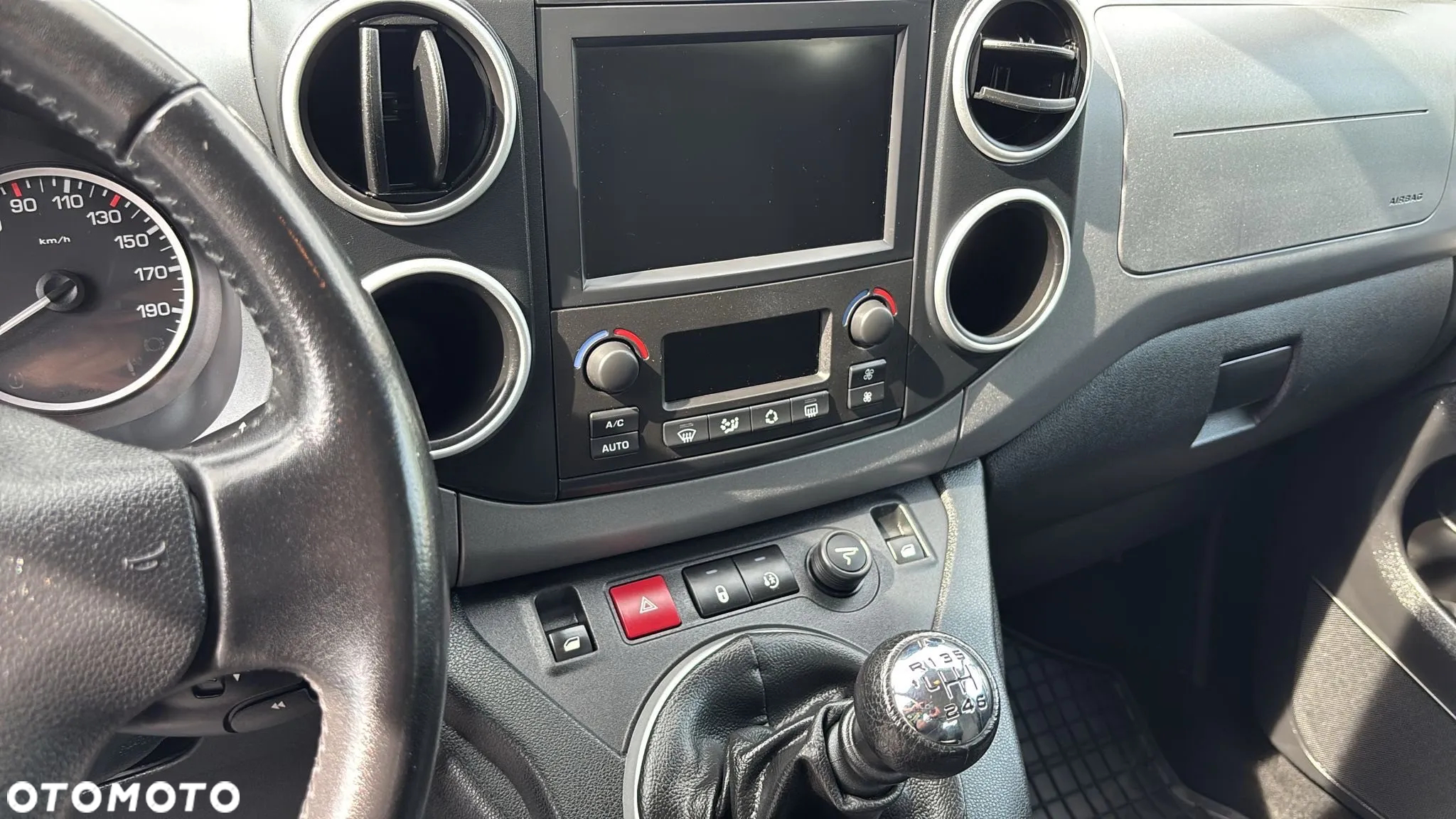 Citroën Berlingo 1.6 BlueHDi XTR S&S - 11