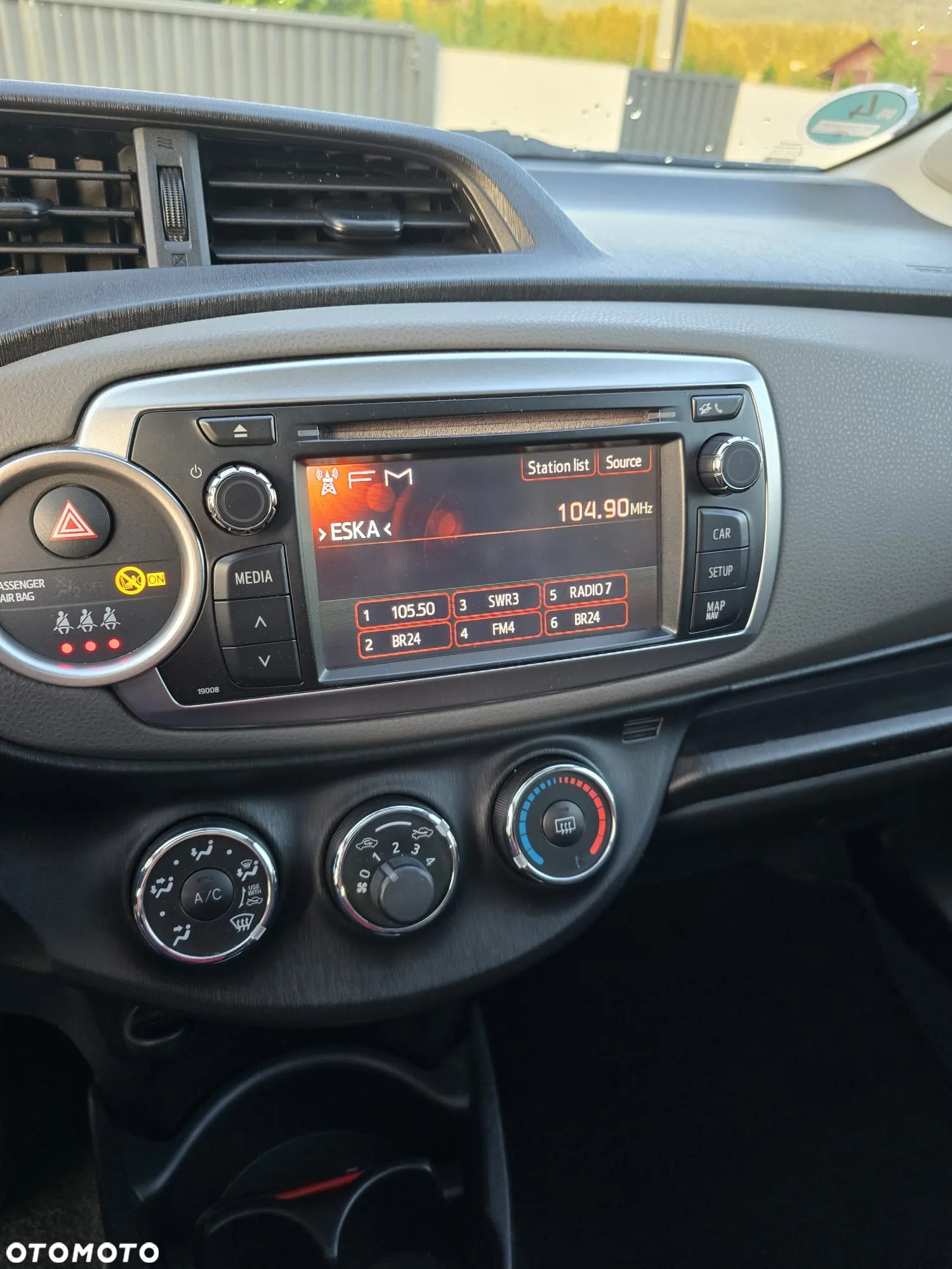 Toyota Yaris 1.33 VVT-i Executive - 21