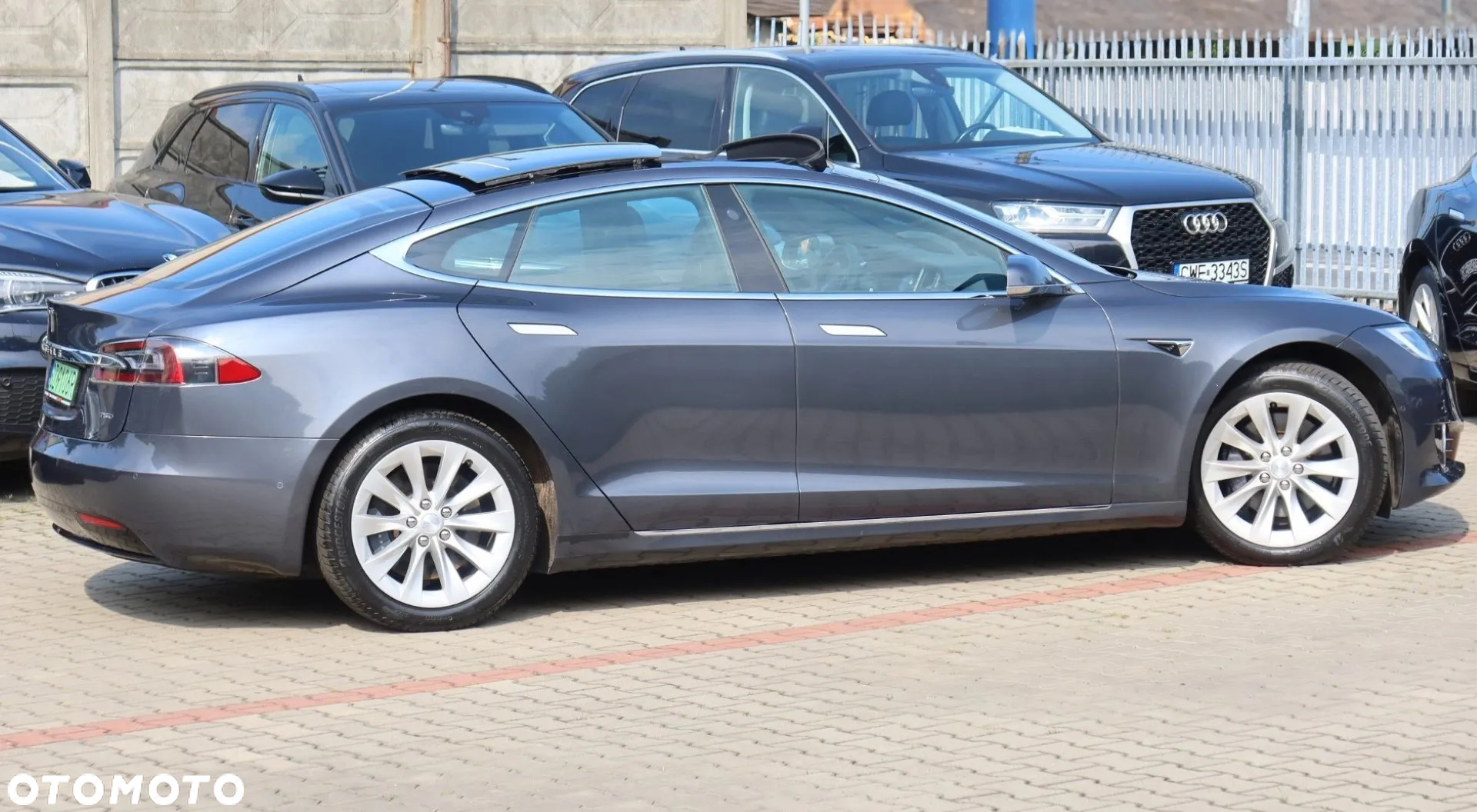 Tesla Model S Long Range Plus - 35