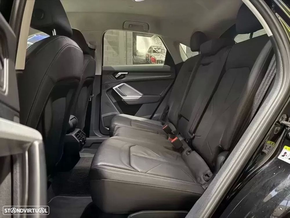 Audi Q3 Sportback 45 TFSIe S tronic - 8