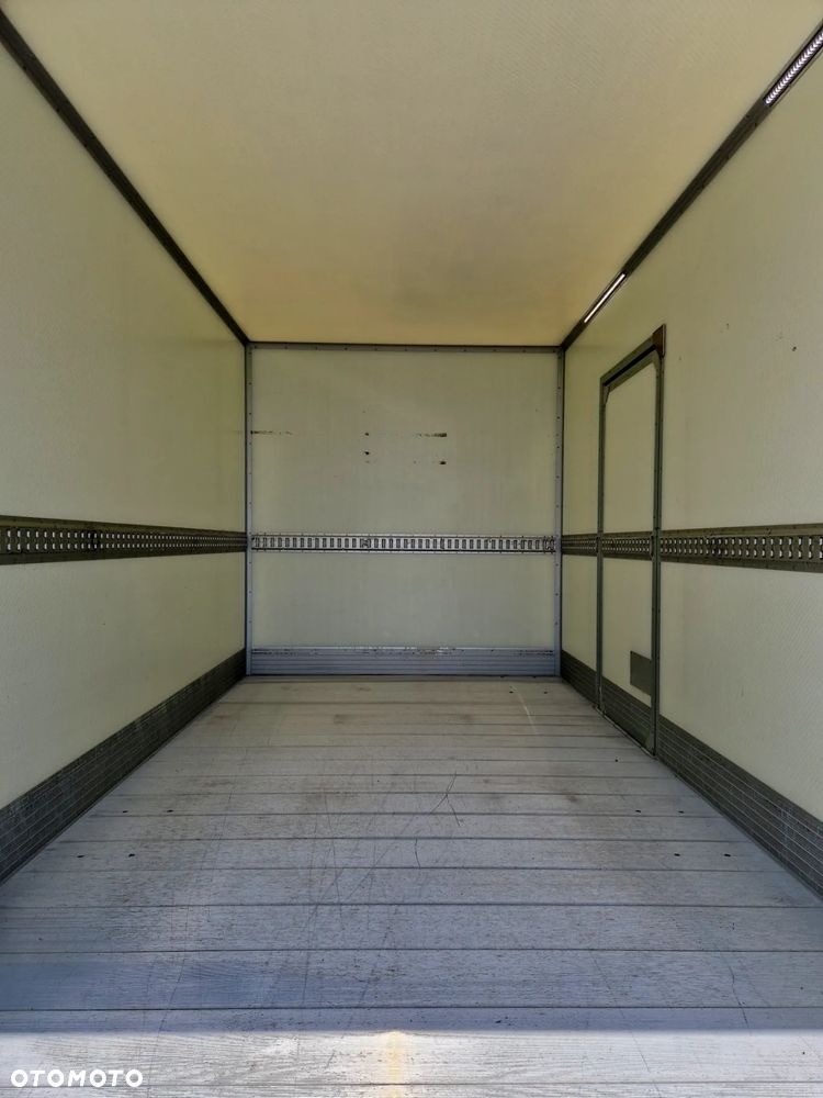 Iveco 35S16 2,3 HPI 160 KONNY KONTENER 4,2M WINDA KLIMA WEBASTO KAMERA 8 BIEGOWY HIMATIC 4,1M ROZSTAW OSI IDEALNY - 32