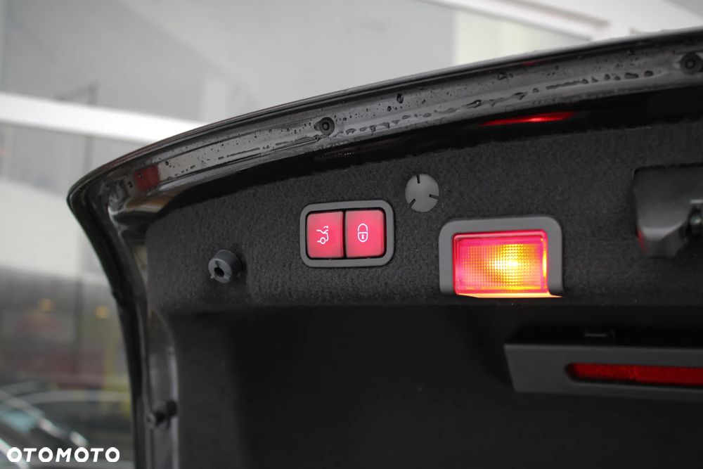 Mercedes-Benz Klasa C [W 205] 13-18 - 27