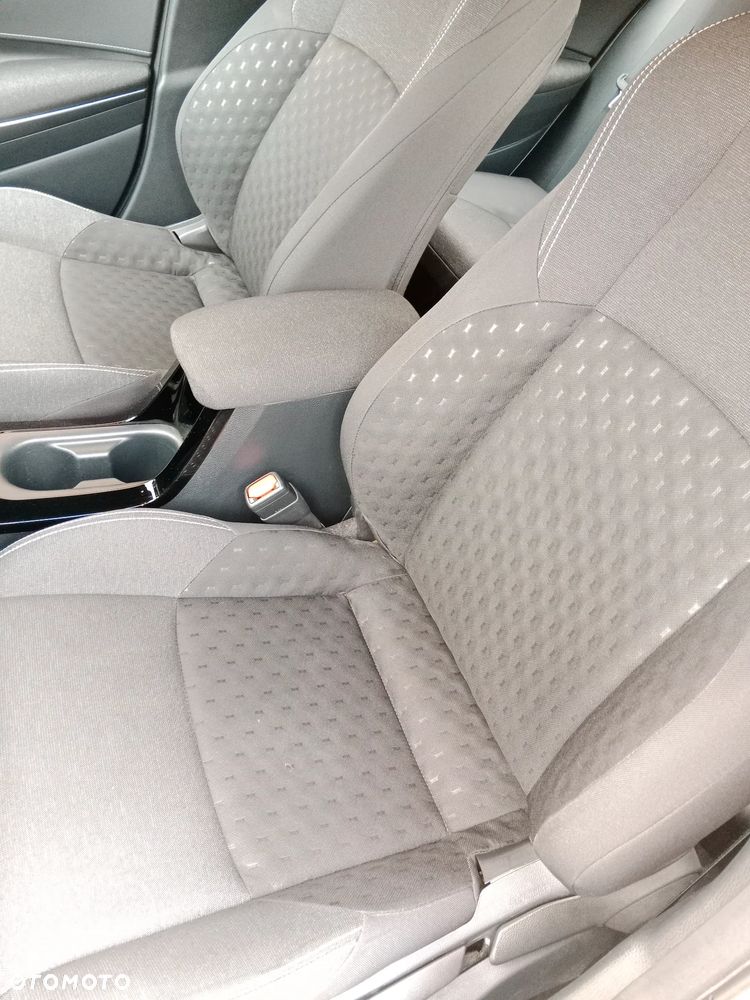 Toyota Corolla - 9