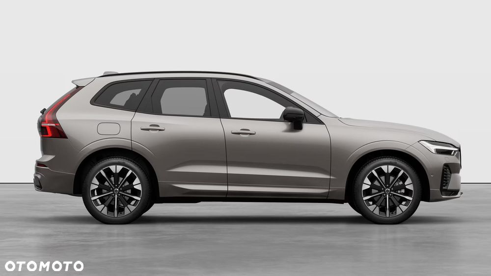 Volvo XC 60 B5 B AWD Ultra Dark - 3