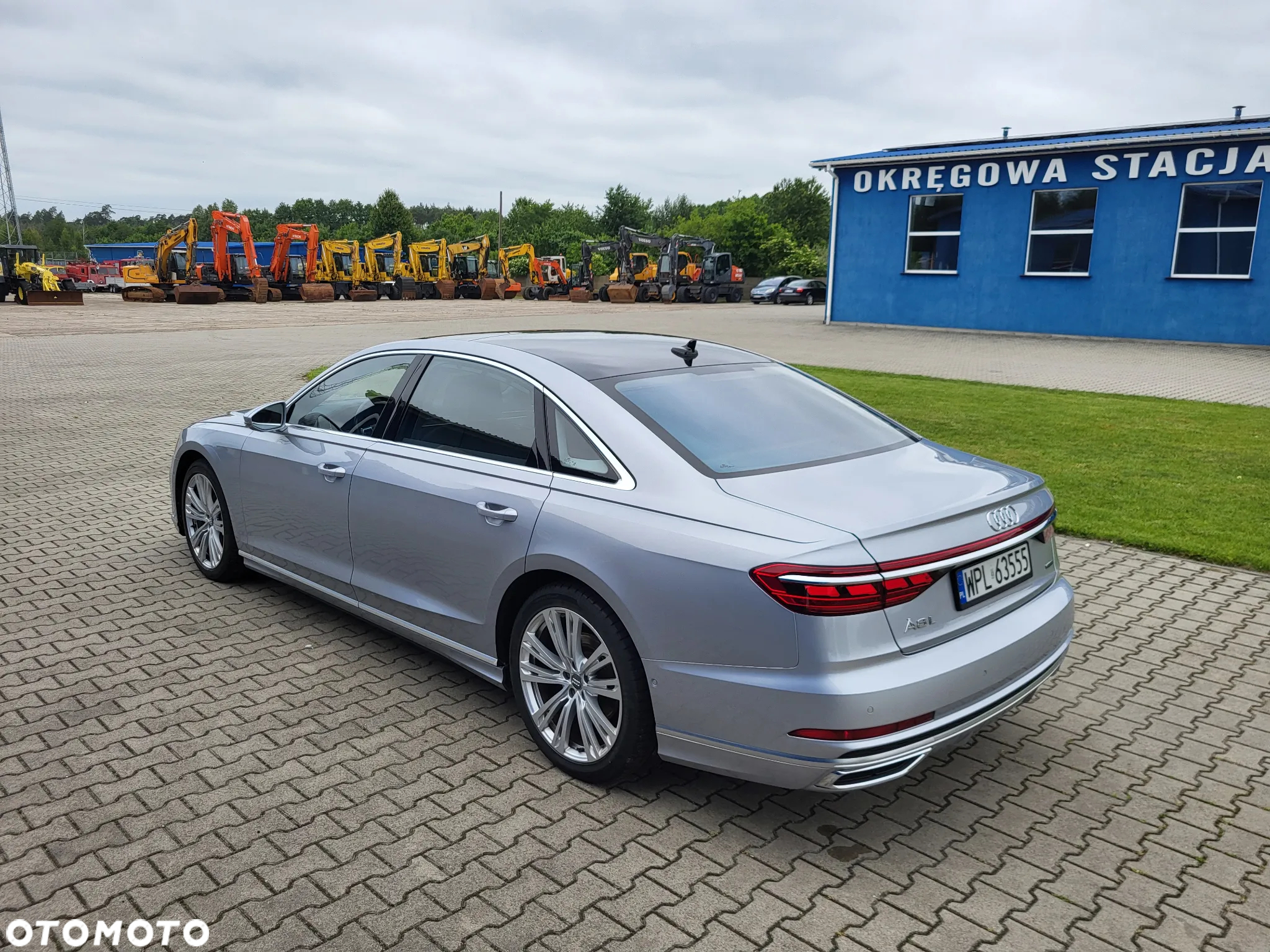 Audi A8 - 6