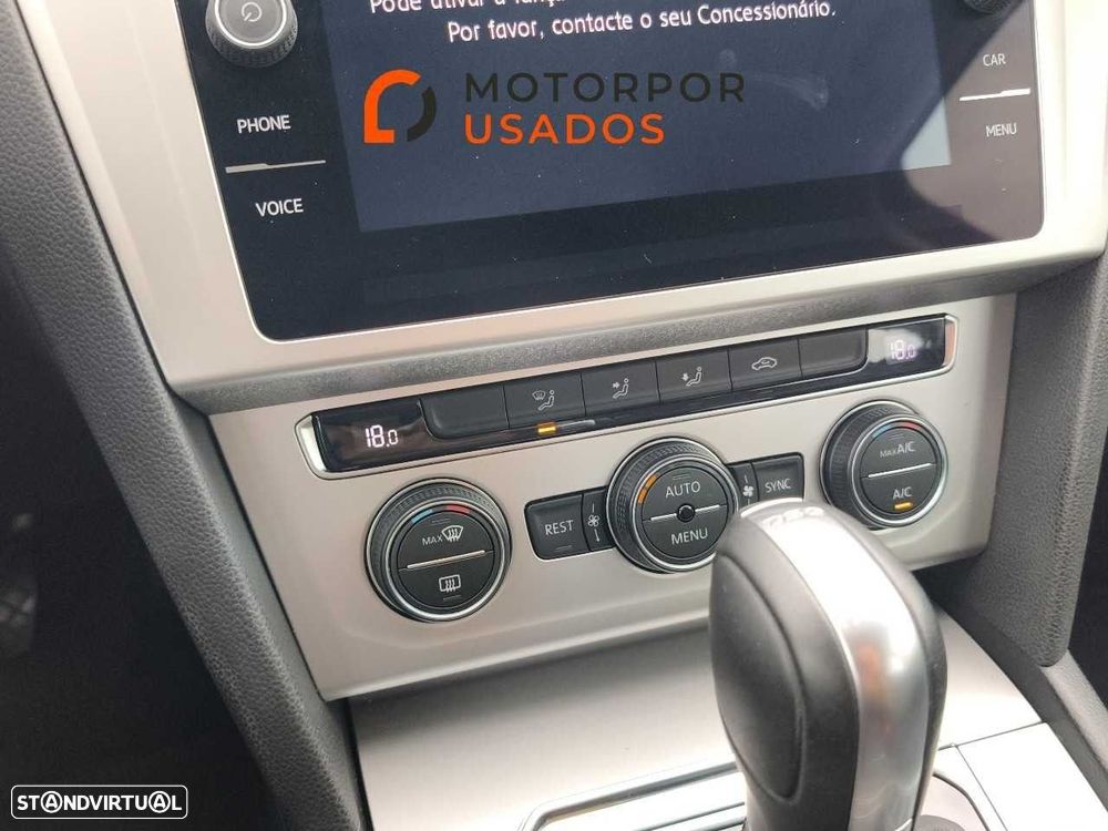 VW Passat Variant 2.0 TDI Confortline DSG - 22