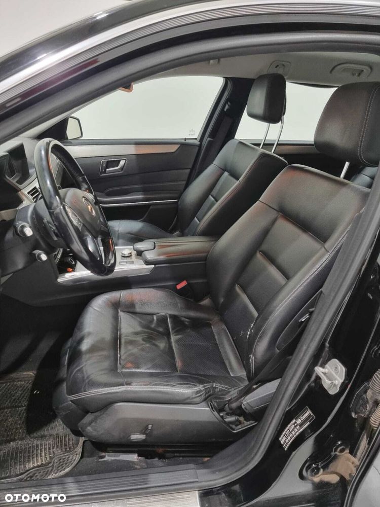 Mercedes-Benz Klasa E - 17