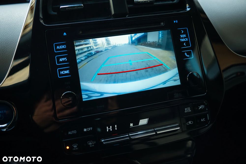 Toyota Prius 1.8 HSD Prestige - 28