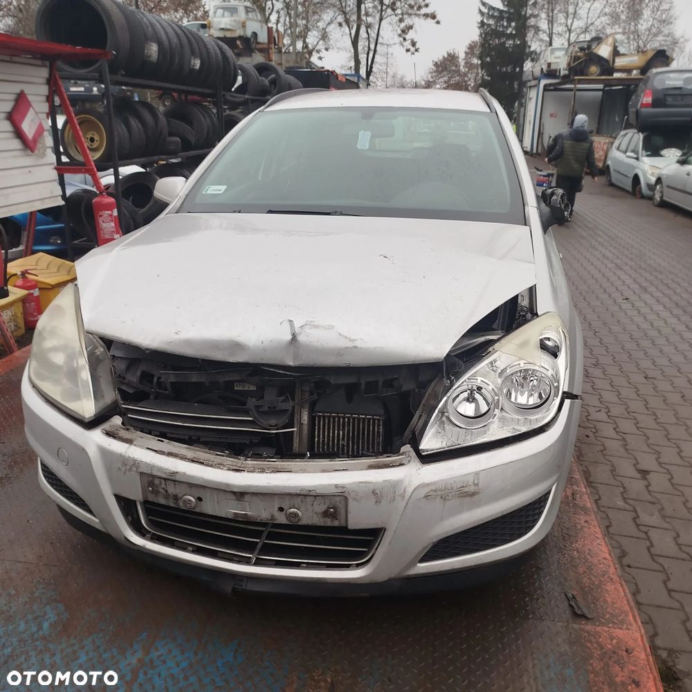 Opel Astra H na części . - 1