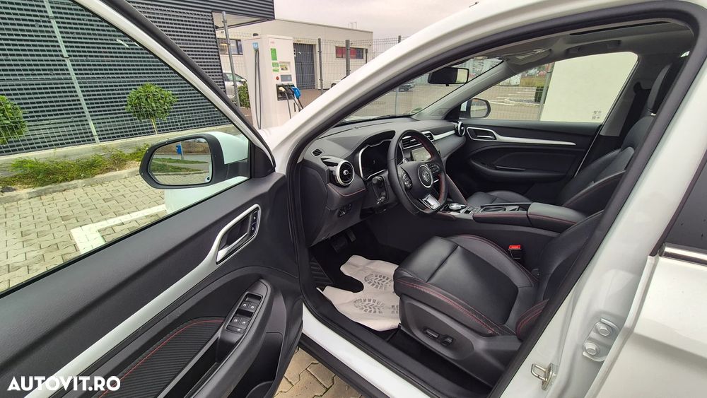 MG ZS EV Maximal Luxury - 10