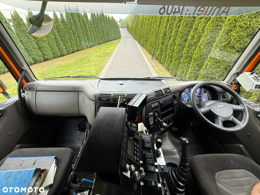 DAF CF 75.310 ZAMIATARKA KUPPER WEISSER S700 - 15