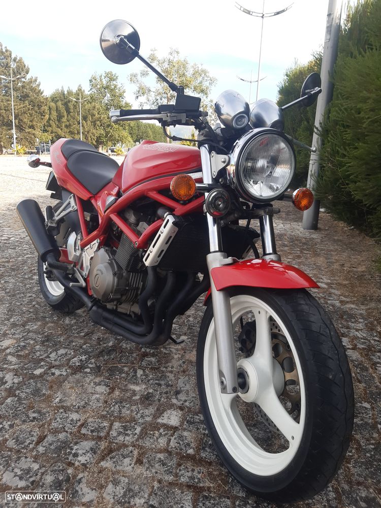 Suzuki Bandit gsf 400 - 1