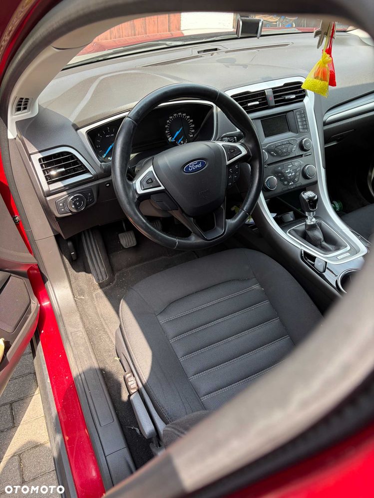 Ford Mondeo - 8